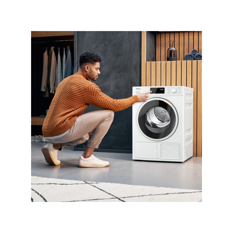 Refurbished Miele TSF763 Freestanding Heat Pump 8KG Tumble Dryer White