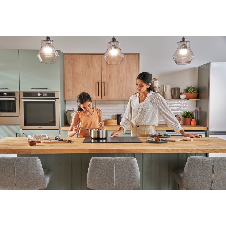 Hotpoint 60cm 4 Zone Induction Hob