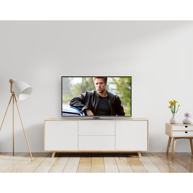 Panasonic TX-32GS352B 32" HD Ready LED Smart TV with Freeview Play