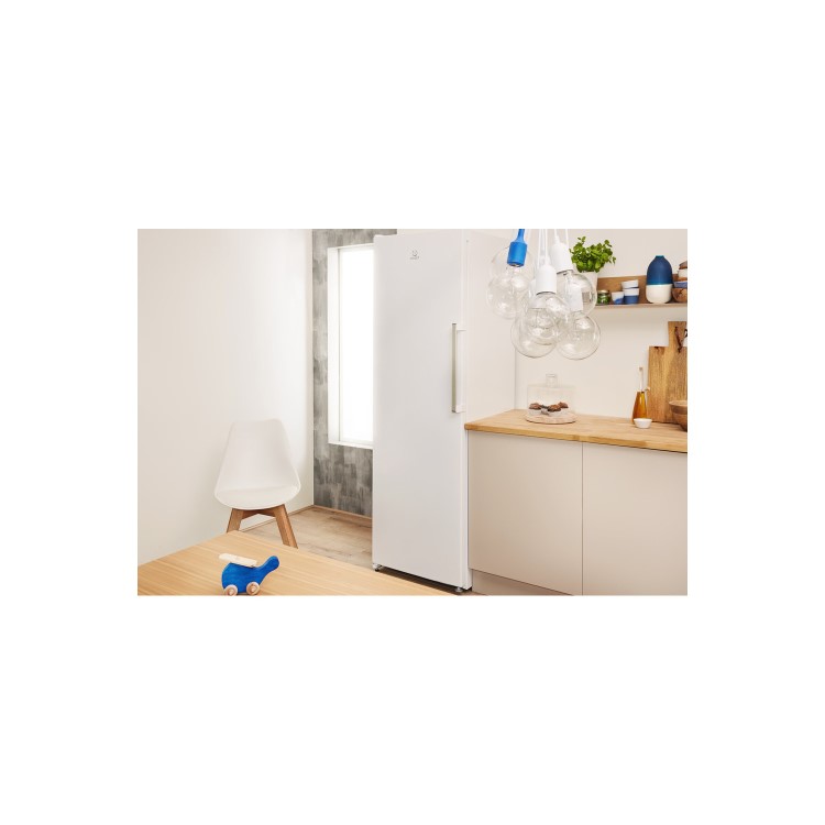 Indesit 228 Litre Freestanding Freezer - Global White