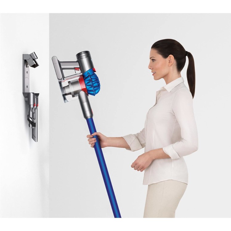 Dyson V7 Motorhead Extra Cordless Vacuum Cleaner