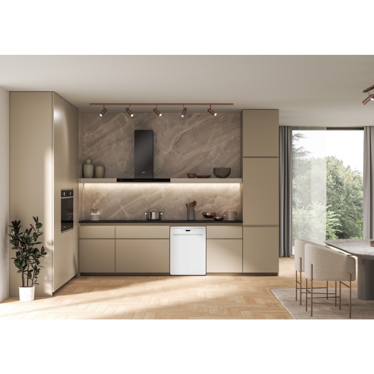 Refurbished Whirlpool 6th Sense Freestanding Dishwasher - White