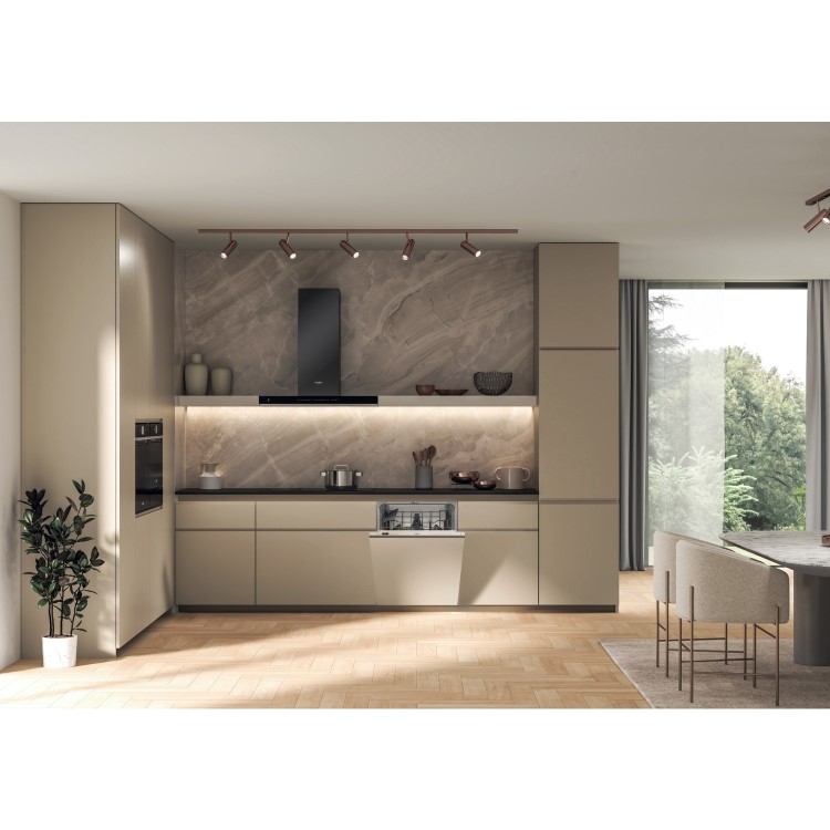Refurbished Whirlpool W2IHD526UK 14 Place Freestanding Dishwasher