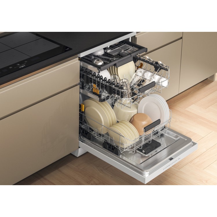 Whirlpool 6th Sense Freestanding Dishwasher - D-Rated, White