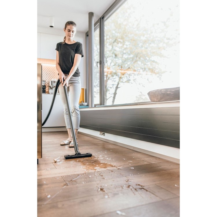 Kärcher WD2 Plus 12L Wet & Dry Vacuum Cleaner – Powerful Home & Garage Cleaning