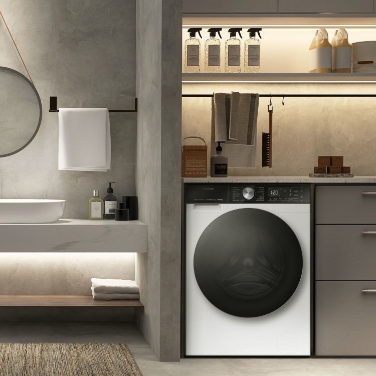 Hisense 5 Series 10.5kg Wash 6kg Dry 1400rpm Washer Dryer - White