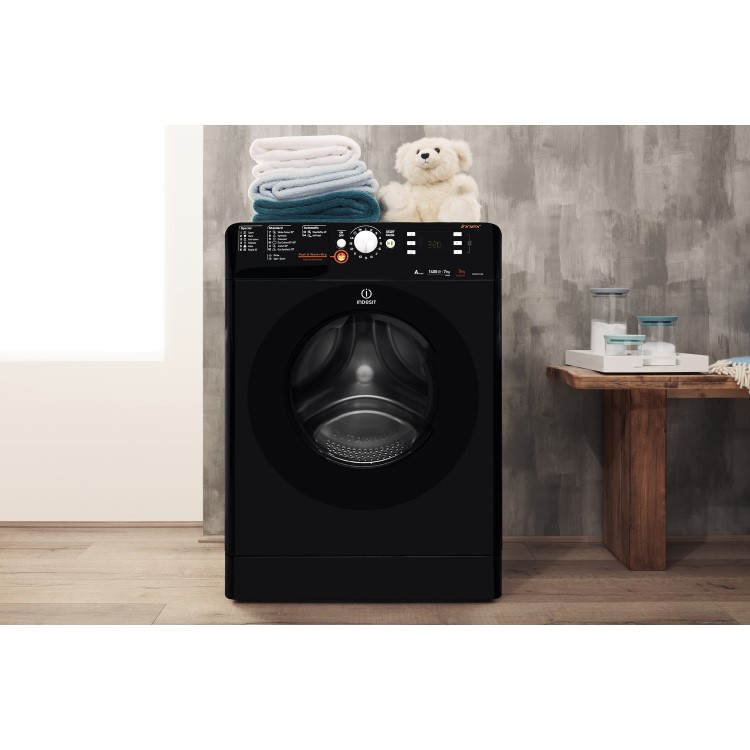 INDESIT XWDE751480XK Innex 7kg Wash 5kg Dry 1400rpm Freestanding Washer Dryer - Black