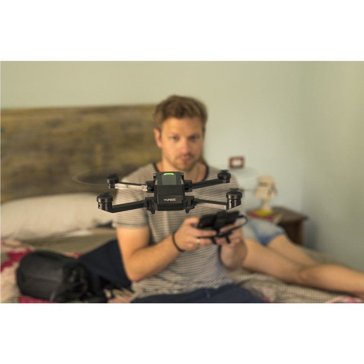 GRADE A1 - Yuneec Mantis Q Drone with Controller