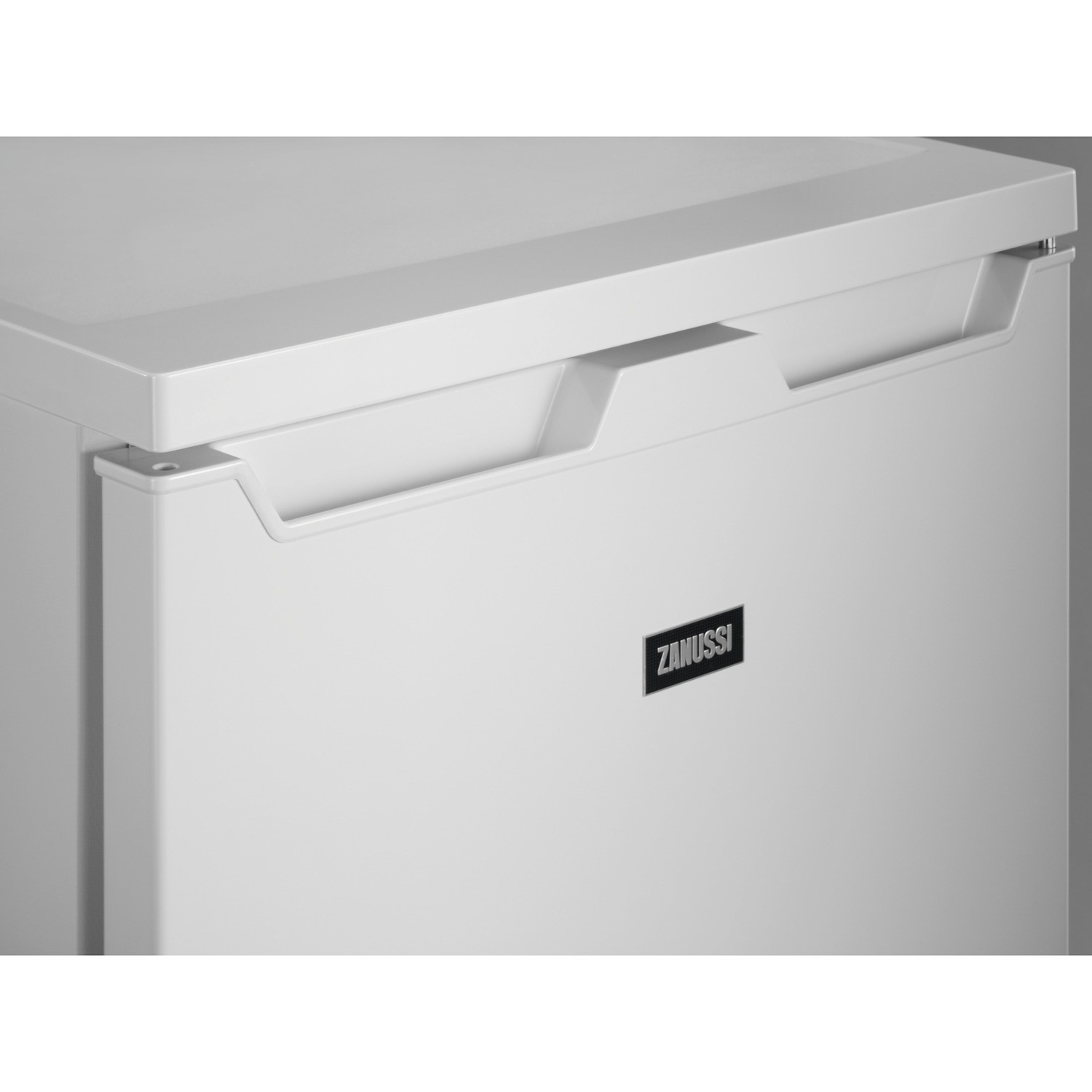 Refurbished Zanussi ZXAE15DW1 Freestanding 146 Litres Under Counter Larder Fridge White