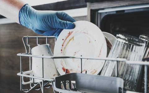 Intensive dishwasher.
