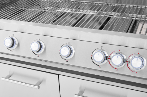 Six powerful burners