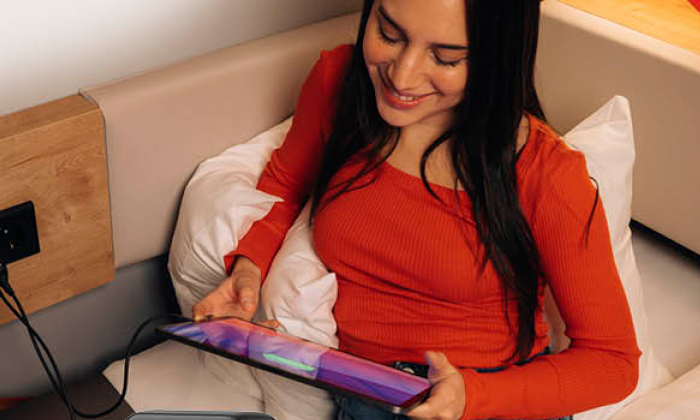 140W Multi-Port Charging: Power Four Devices at Once