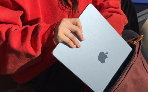 Incredibly light and thin