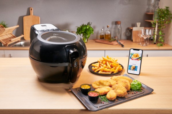 Actifry with chips and app